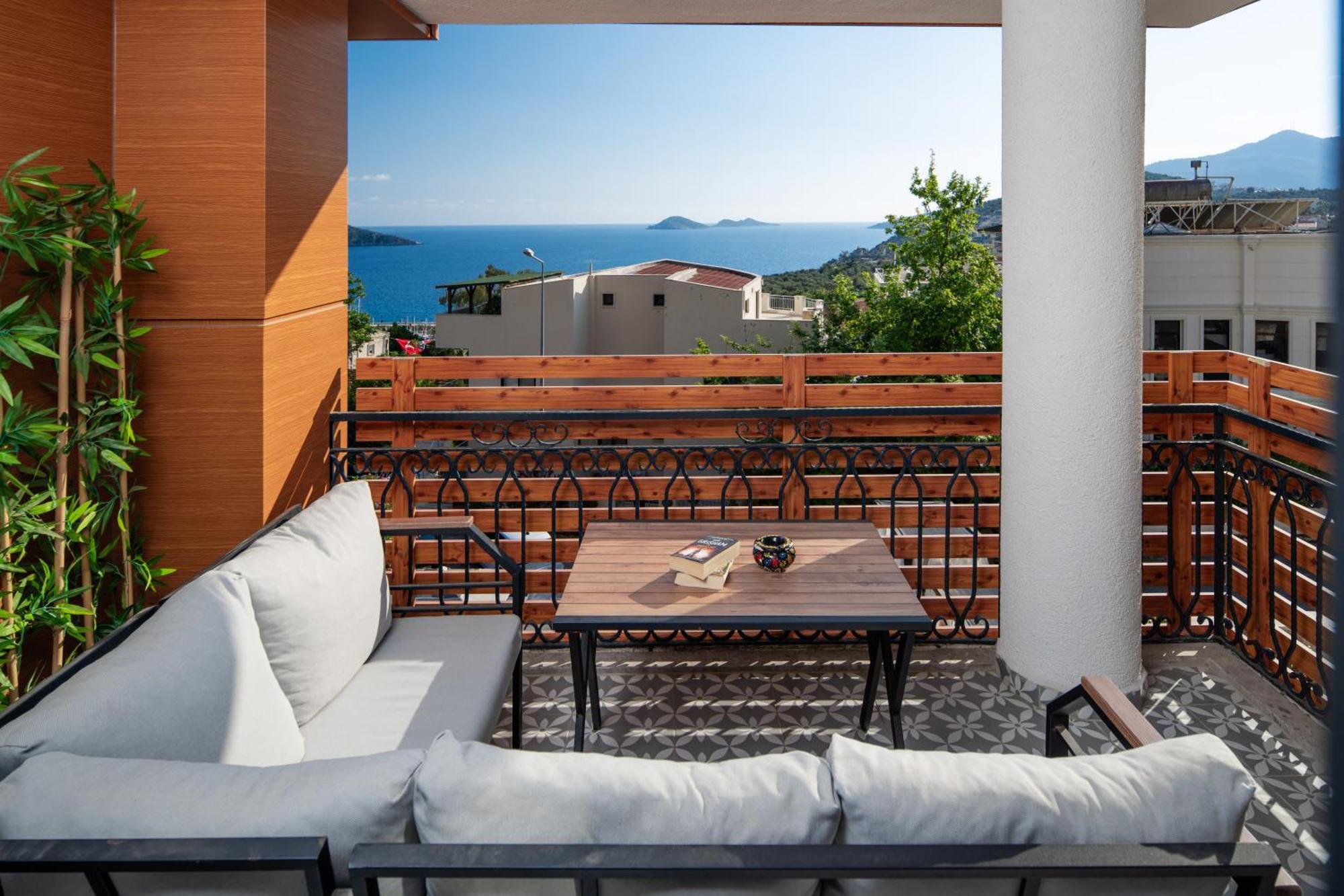 Lupia Suites Kalkan Extérieur photo